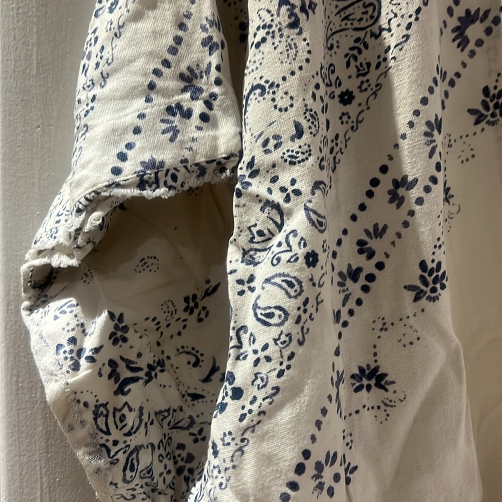 Ecoté Anthropologie White Blue Paisley Open Shawl Large Boho - Picture 4 of 5